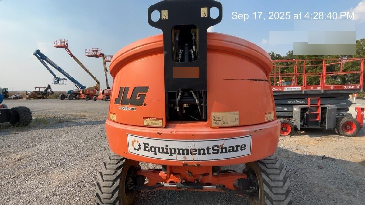 2019 JLG 460SJ