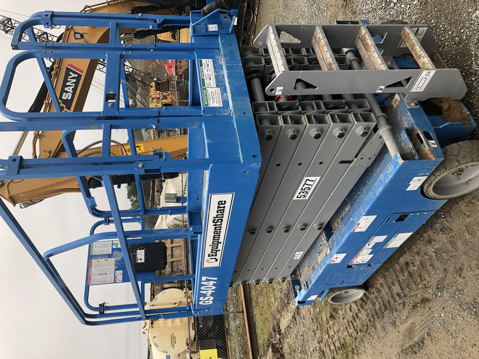 2019 Genie GS-4047 Folding rails with half height swing gate