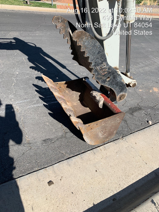 2020 TAG MANUFACTURING 30" Bucket - Tag