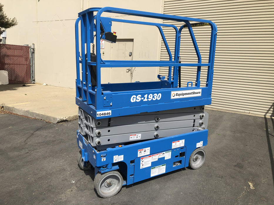 2020 Genie GS-1930 Fixed rails with chain entry gate - Pre A92.20, 800W Inverter