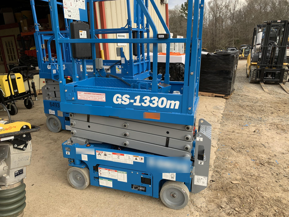 2021 GENIE GS-1330m