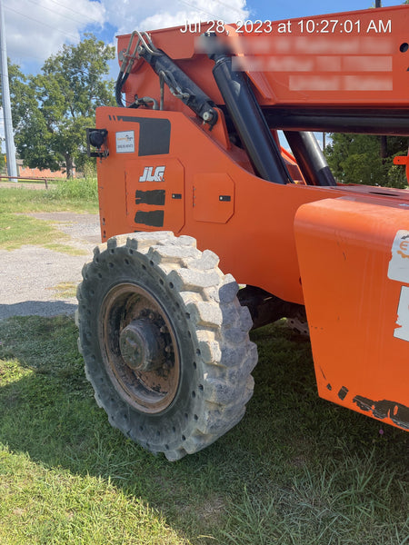 2018 SKYTRAK 8042