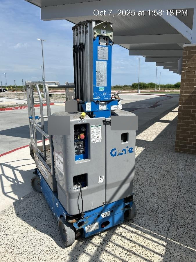 2019 GENIE GR-20