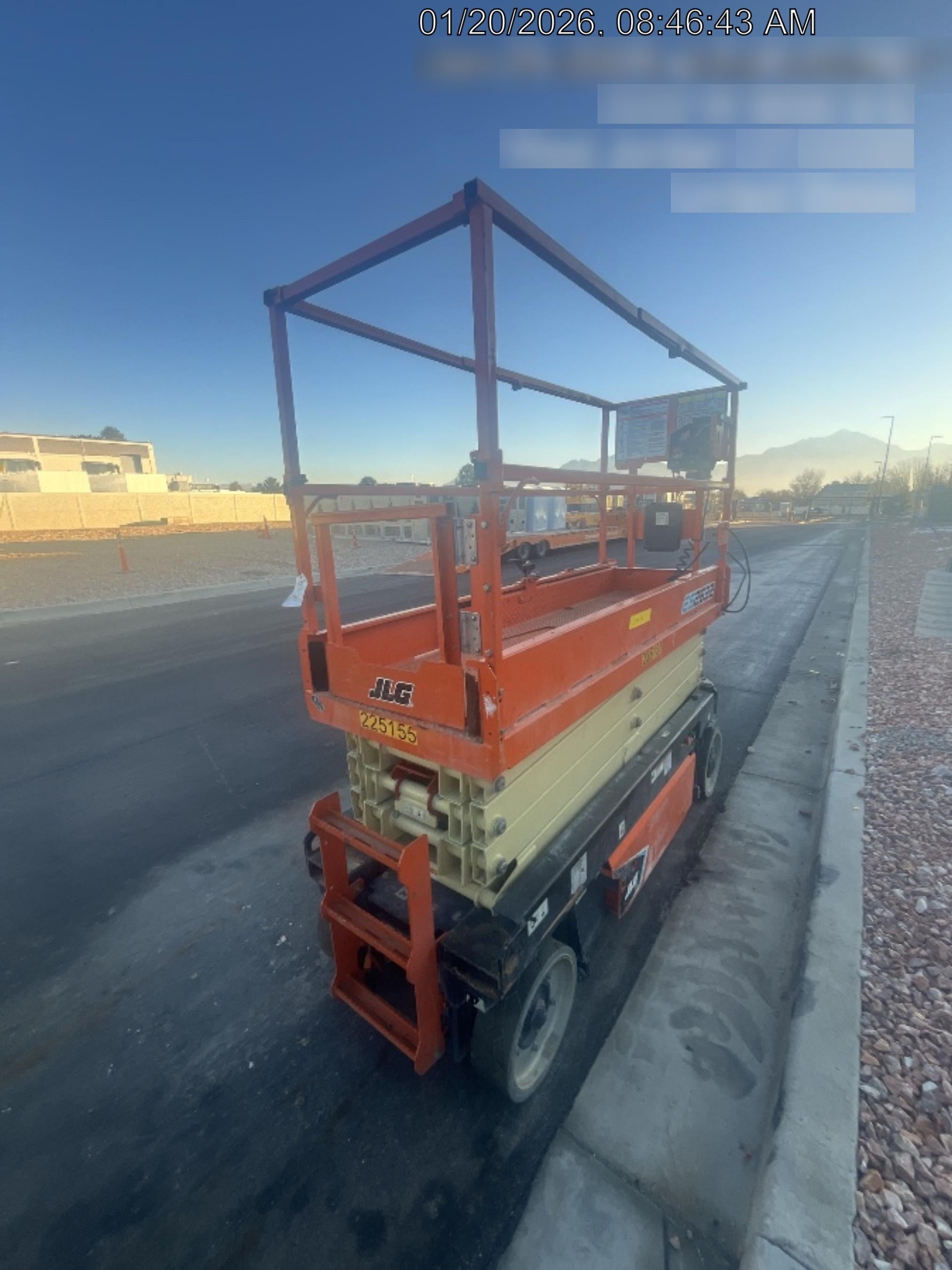 2022 JLG ES2632