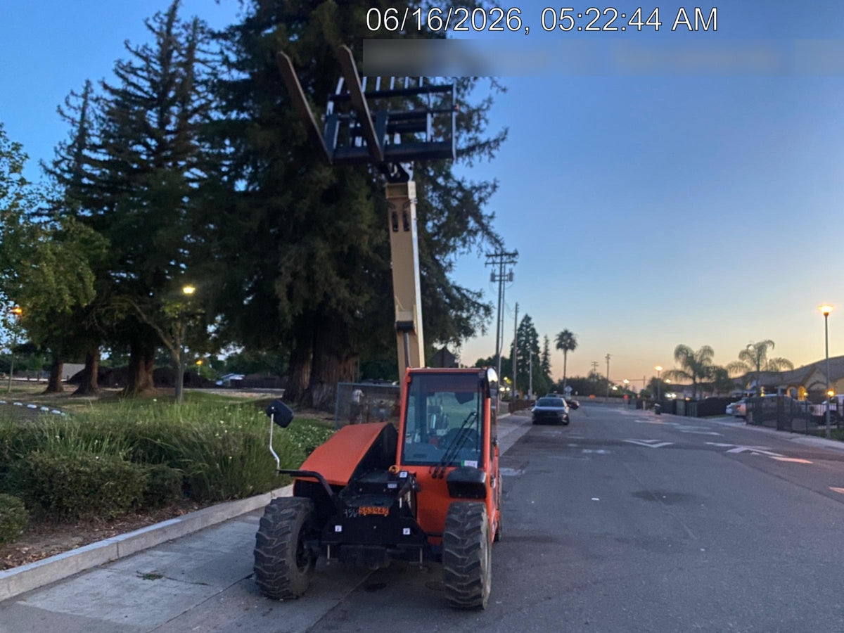 2025 JLG 519