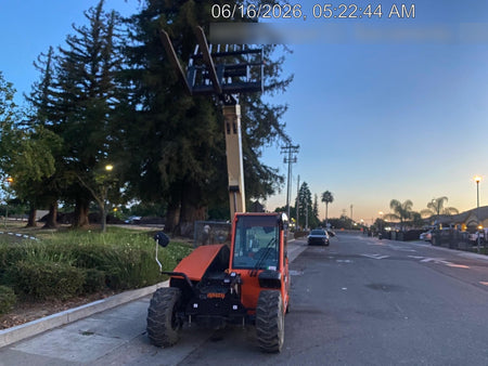 2025 JLG 519