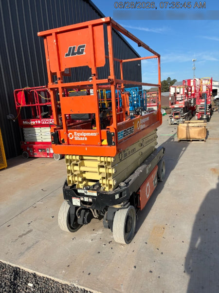 2022 JLG ES2632