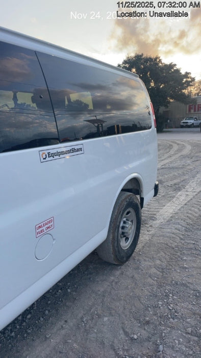 2025 CHEVROLET Express Van - Rental