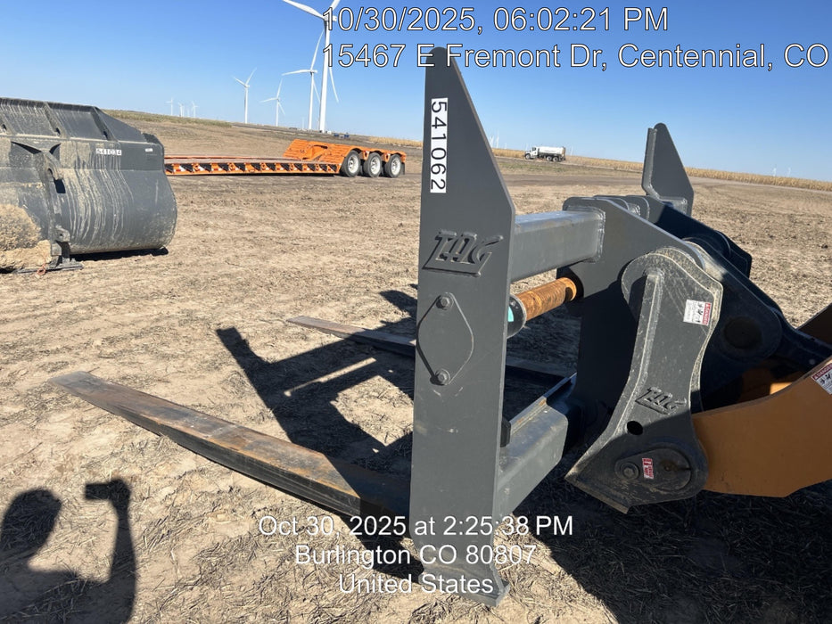 2025 CASE Case 96" Fork Set