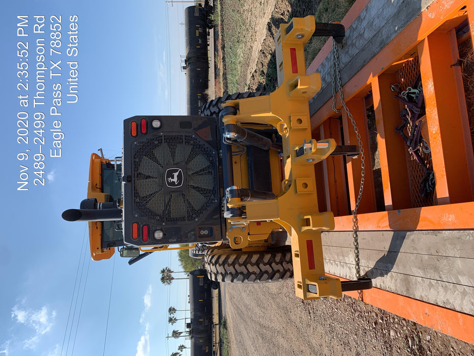 2020 JOHN DEERE 672G