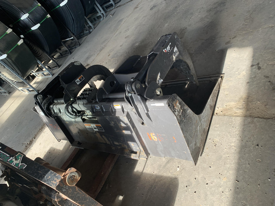 2018 PALADIN 76" Scrap Grapple Bucket - Paladin