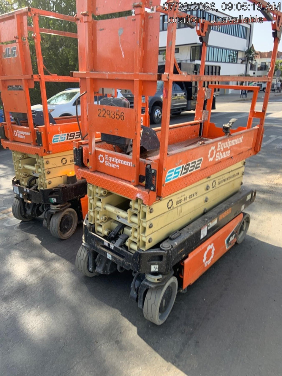 2024 JLG ES1932