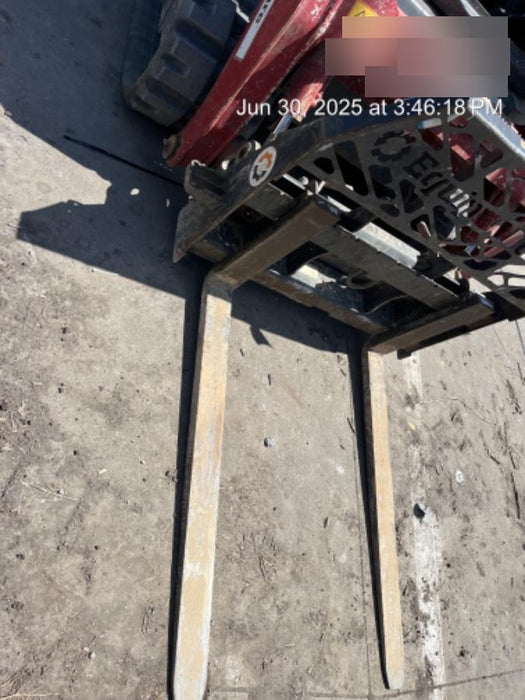 2022 PALADIN 48" Pallet Forks - Paladin