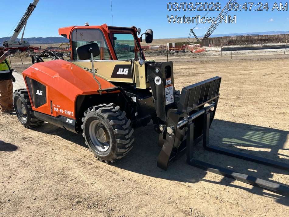 2025 JLG 519