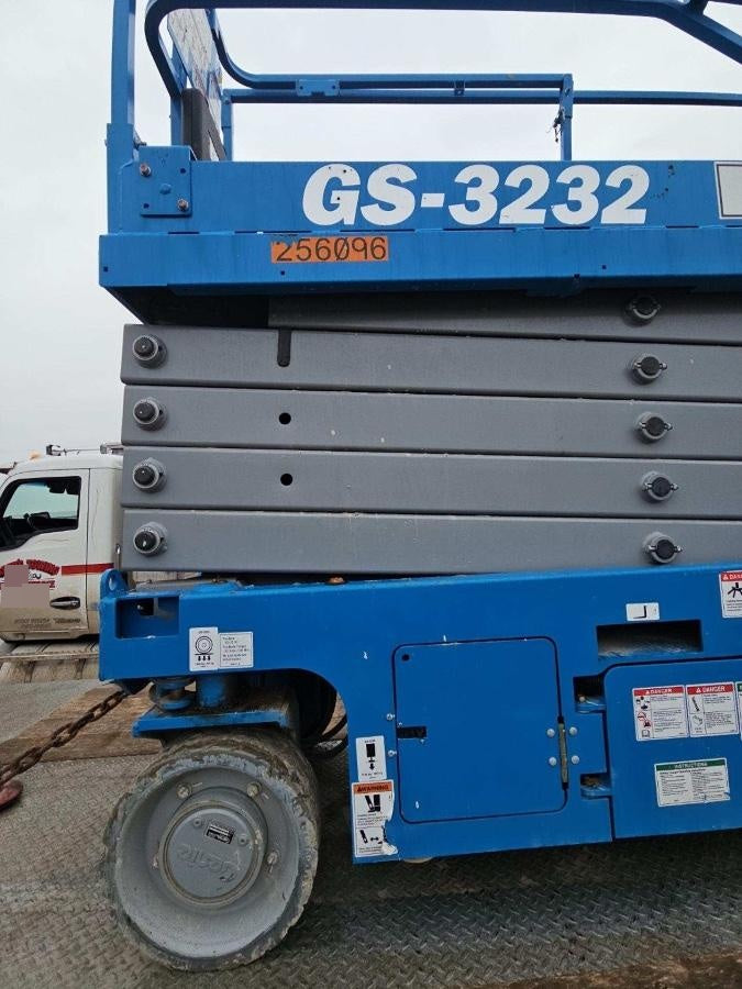 2022 GENIE GS-3232
