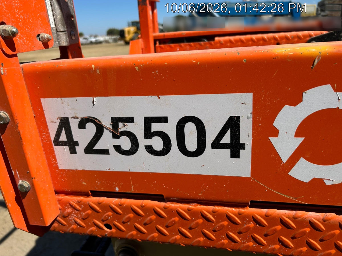 2024 JLG ES1932