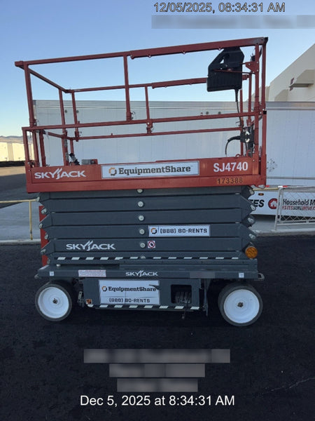 2021 SKYJACK SJ4740