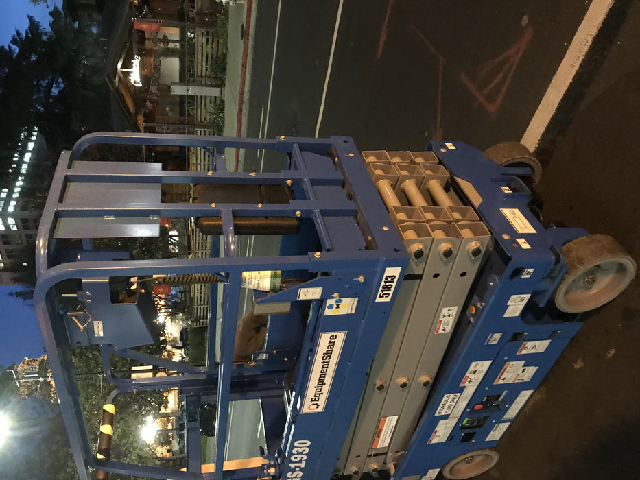 2019 Genie GS-1930 Half Height Swing Gate, 800W Inverter