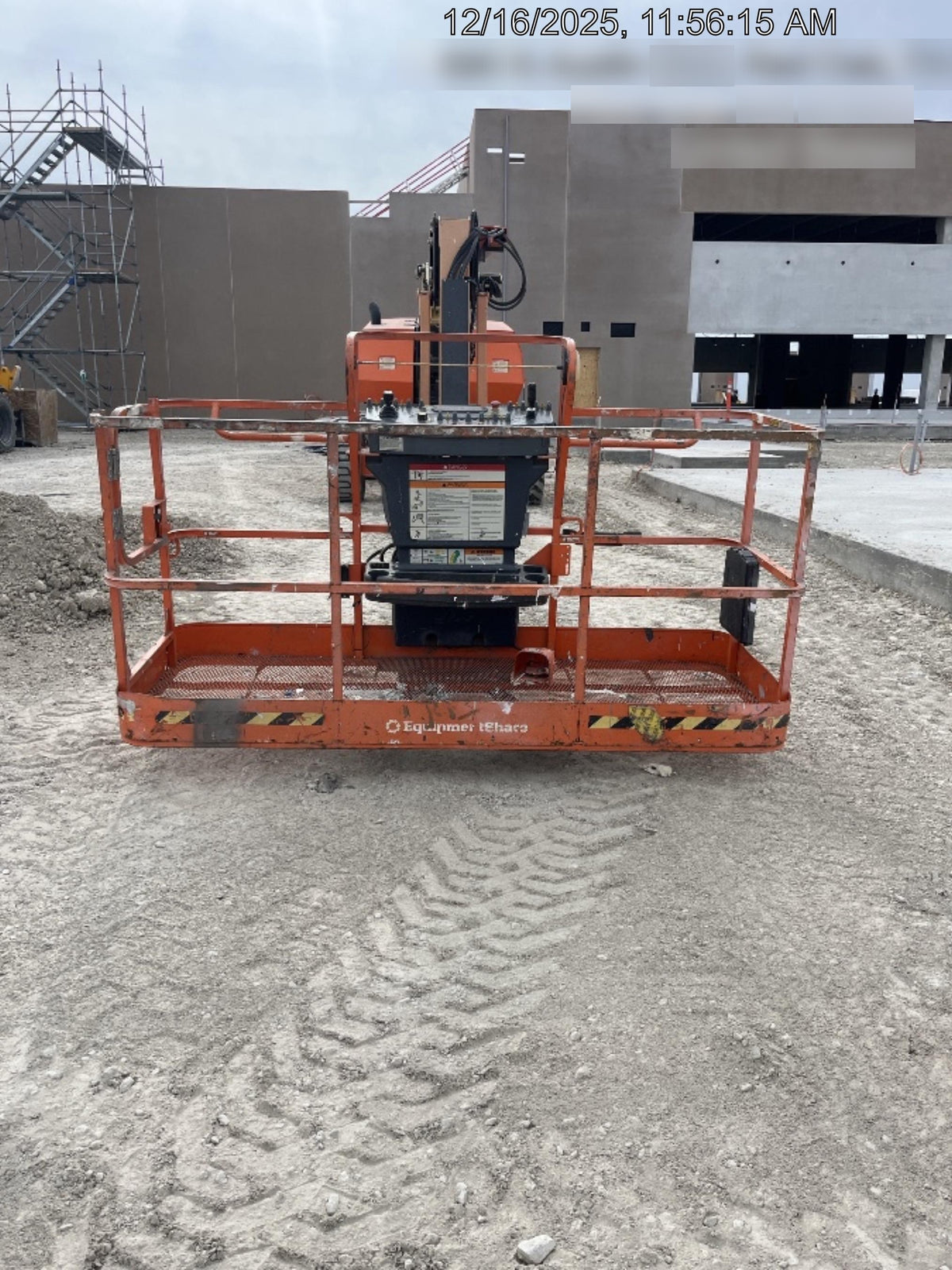2022 JLG 860SJ