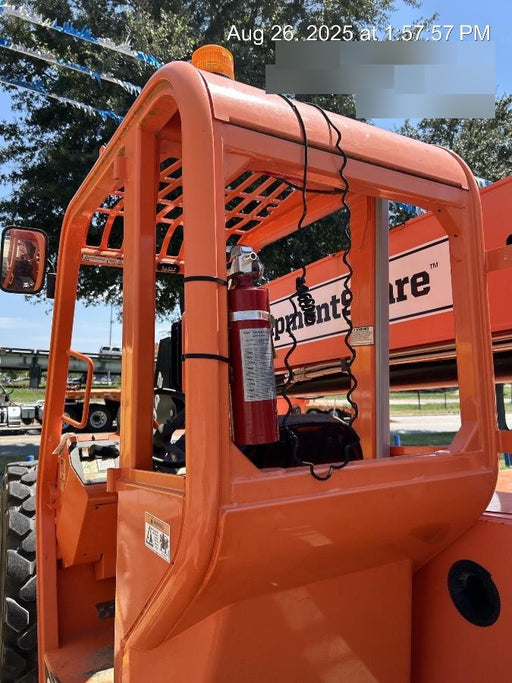 2020 Skytrak 8042 74 Hp, FF Tires, Work Lights, Beacon, Aux Hydraulics, Back up Alarm, Lifting Eye, ES Decals