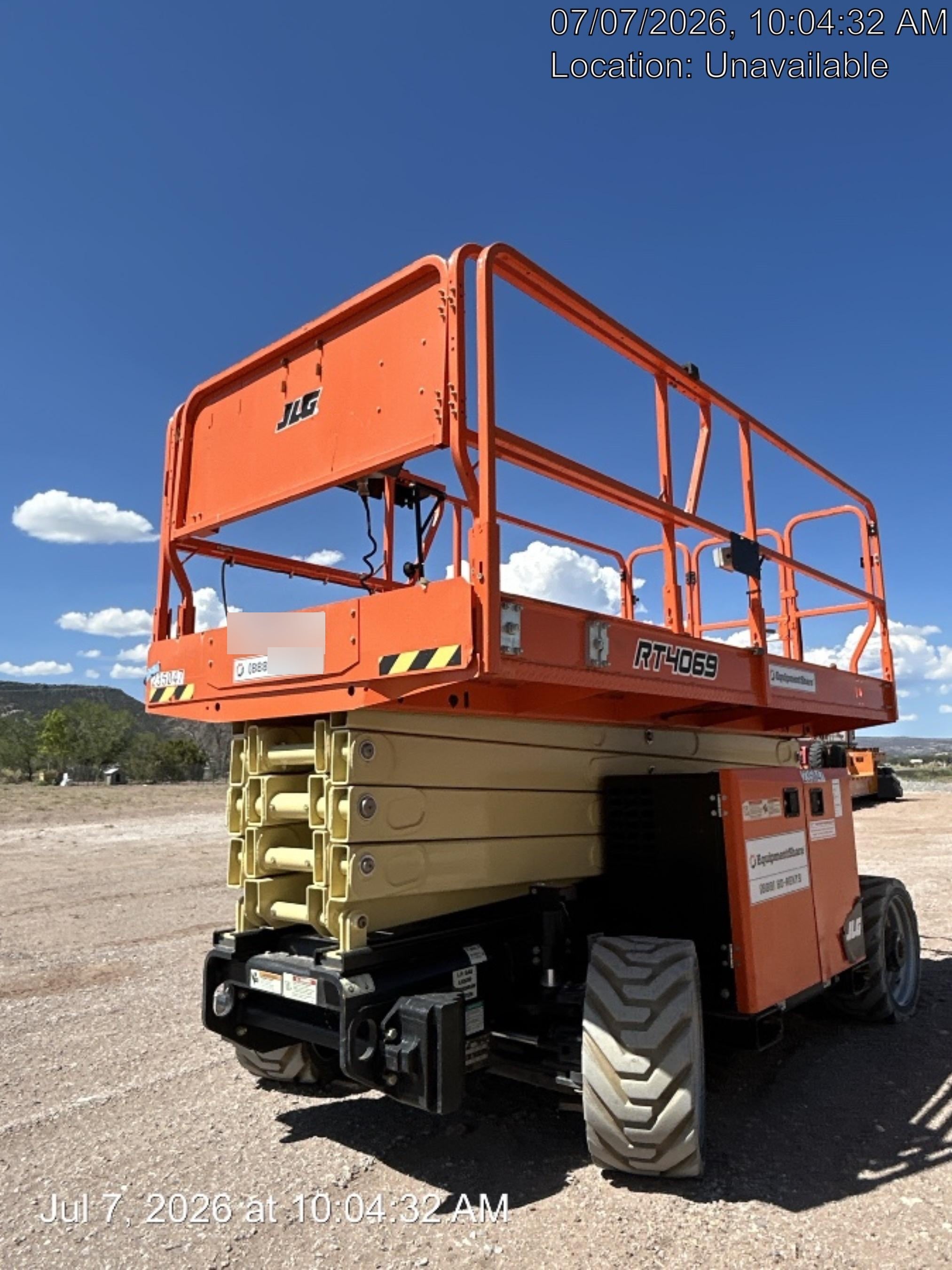 2022 JLG RT4069