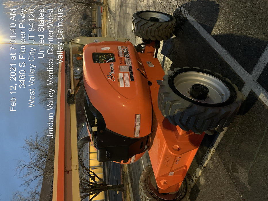 2019 JLG 600AJ
