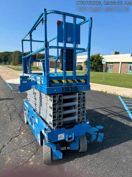 2021 GENIE GS-3232