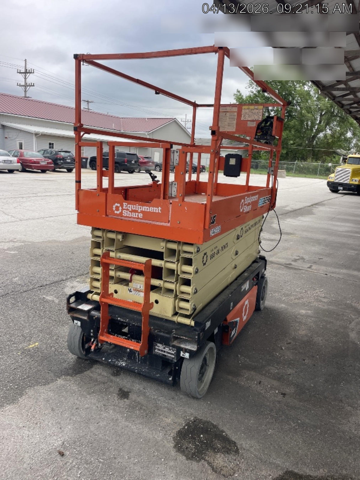 2022 JLG ES3246
