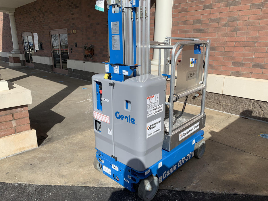 2020 GENIE GR-20