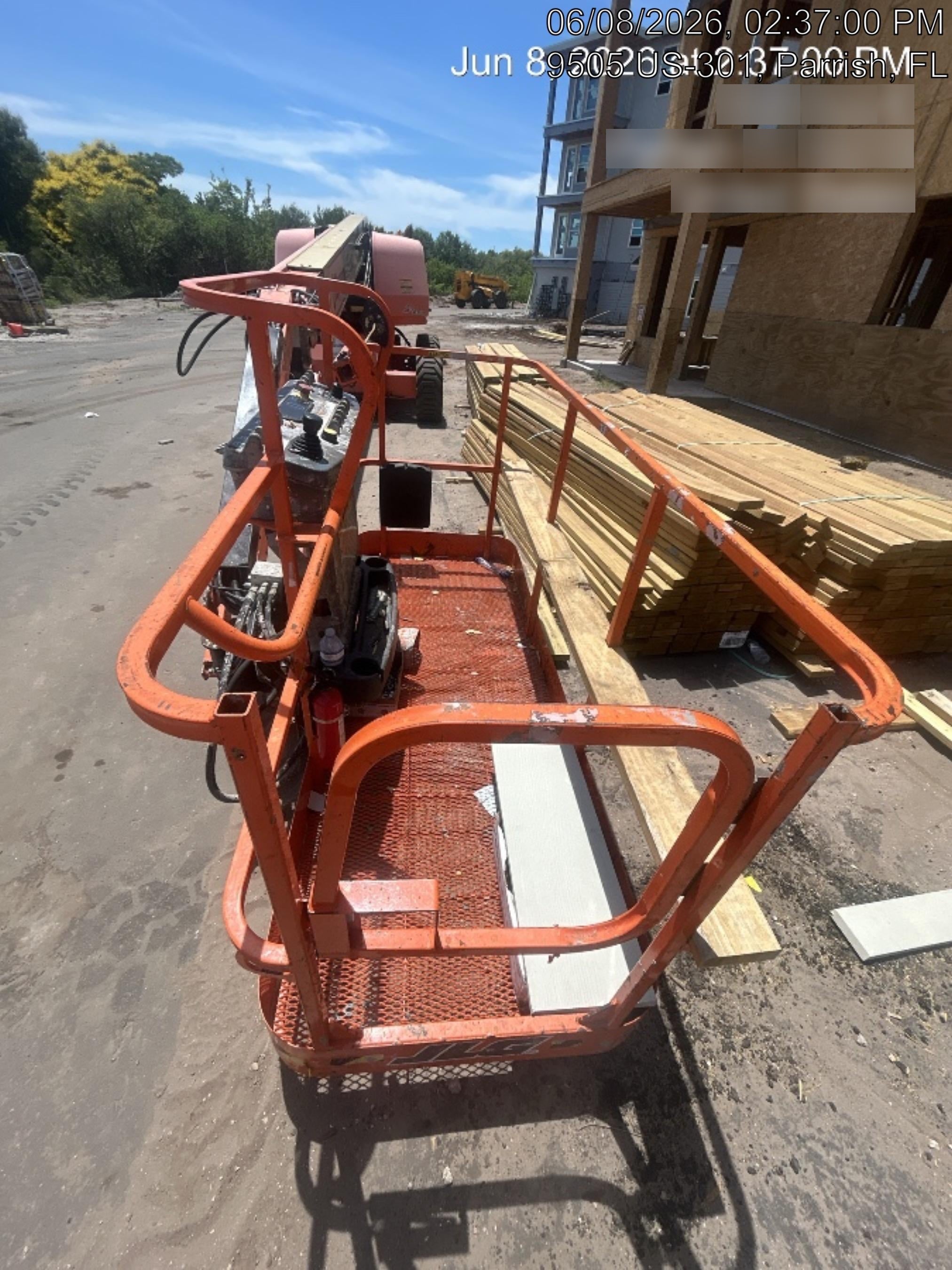 2020 JLG 660SJ