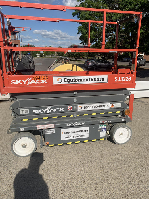 2020 Skyjack SJIII-3226 Solid NM Tires, Half height spring hinged entry gate, Dual Beacons