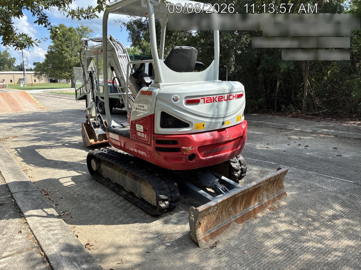 2025 TAKEUCHI TB235-2R