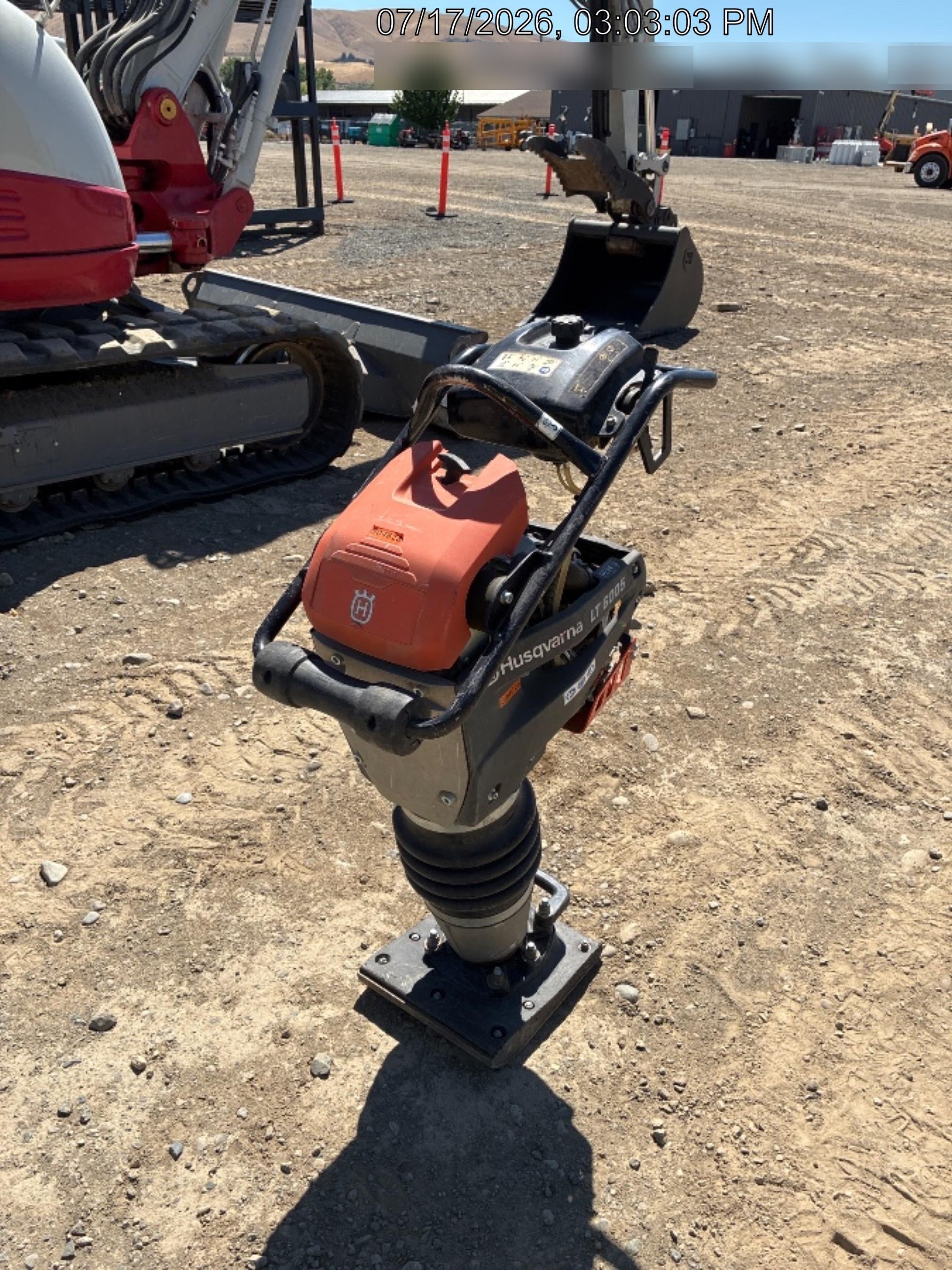 2025 HUSQVARNA LT6005