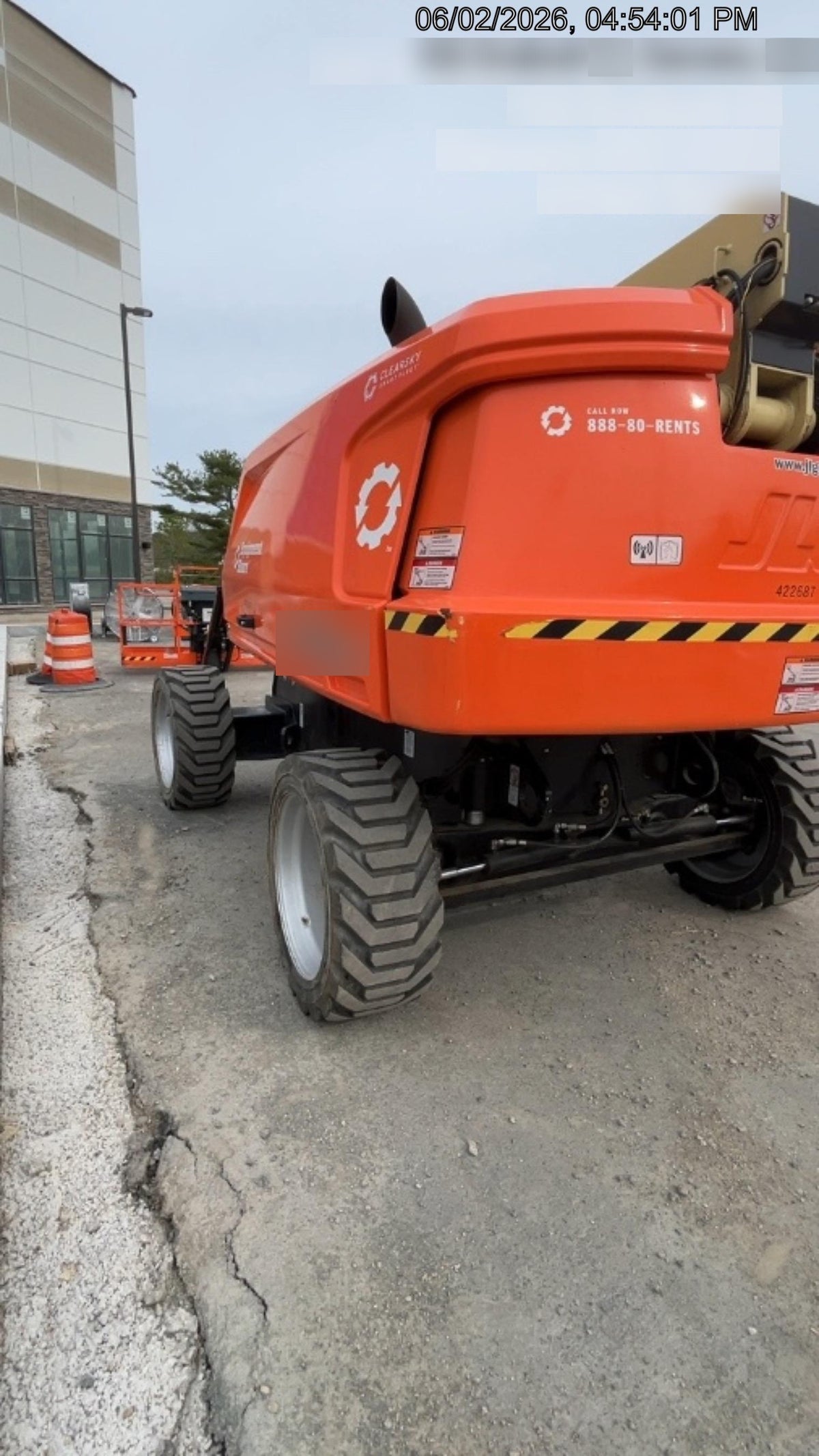 2024 JLG 660SJ