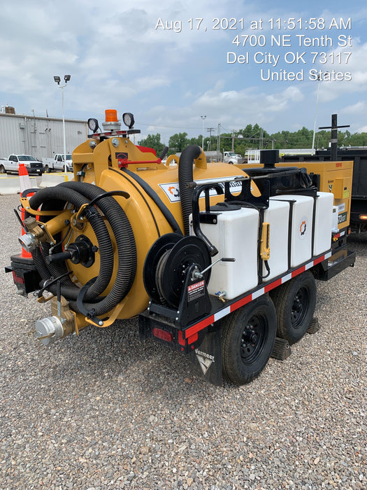 2021 Vac-Tron LP573XDT T4 Koehler Diesel Engine, 500 Gallon Debris Tank, x2 100 Gallon Water Tanks