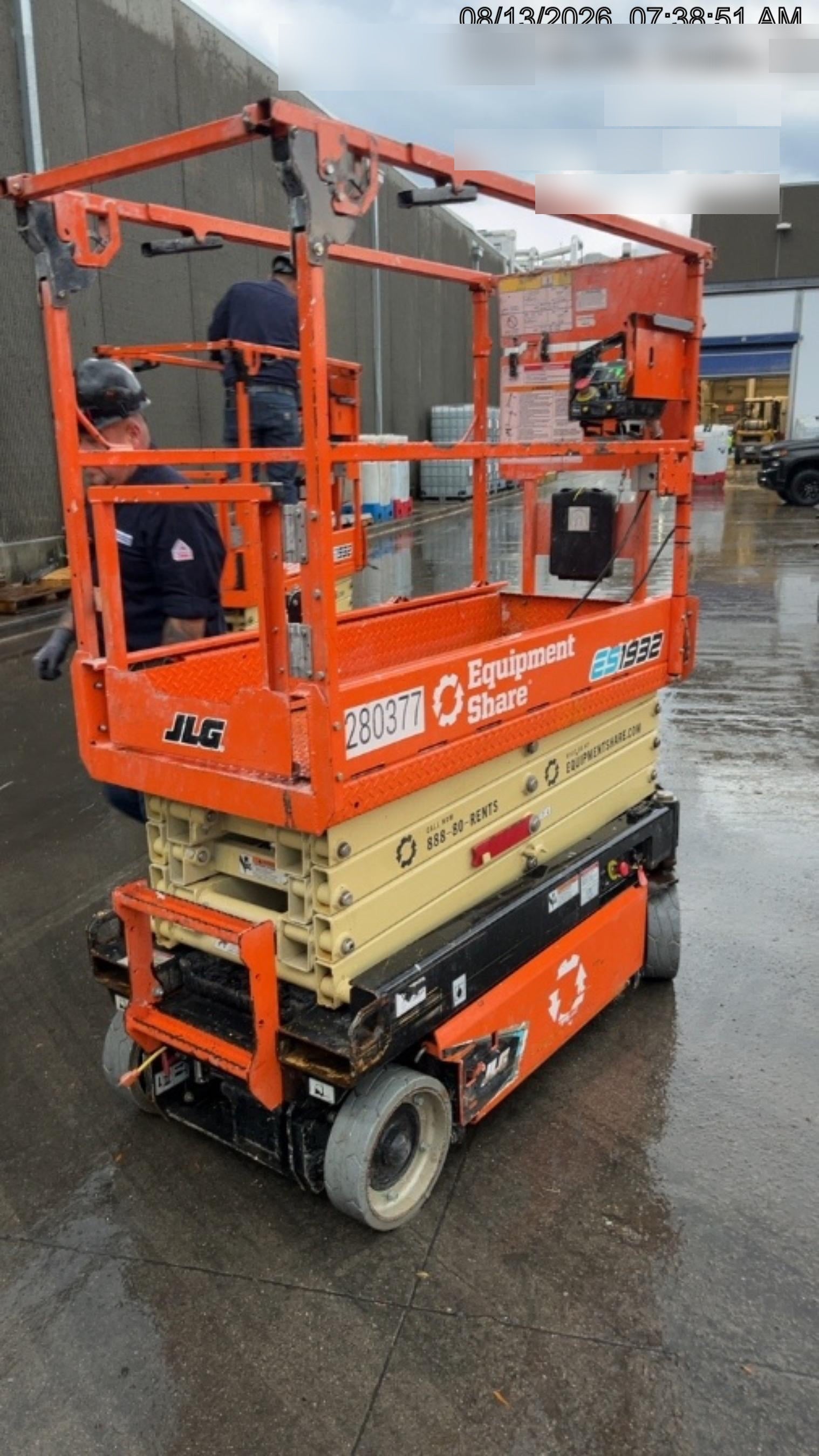 2022 JLG ES1932