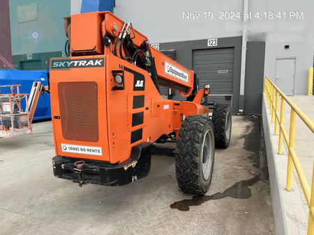 2022 SKYTRAK 8042