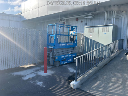 2020 Genie GS-1930 Solid Non Marking Tires, Beacon, Folding rails with half height swing gate, 800W Inverter