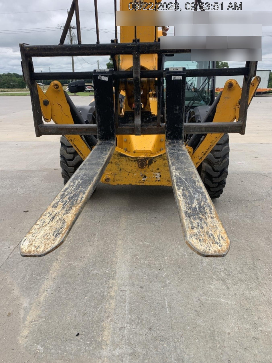 2023 JCB 512-56
