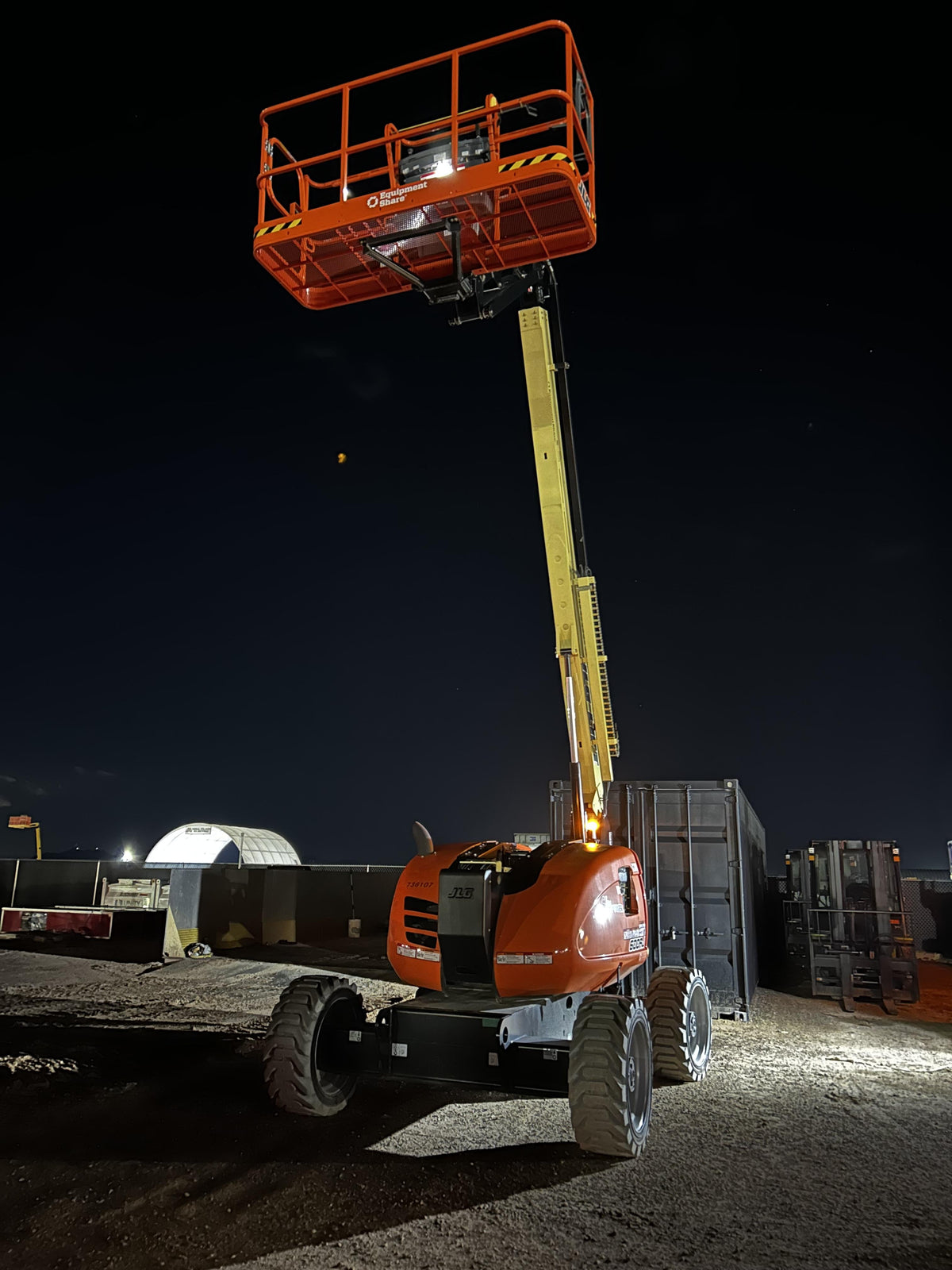 2026 JLG 600AJ