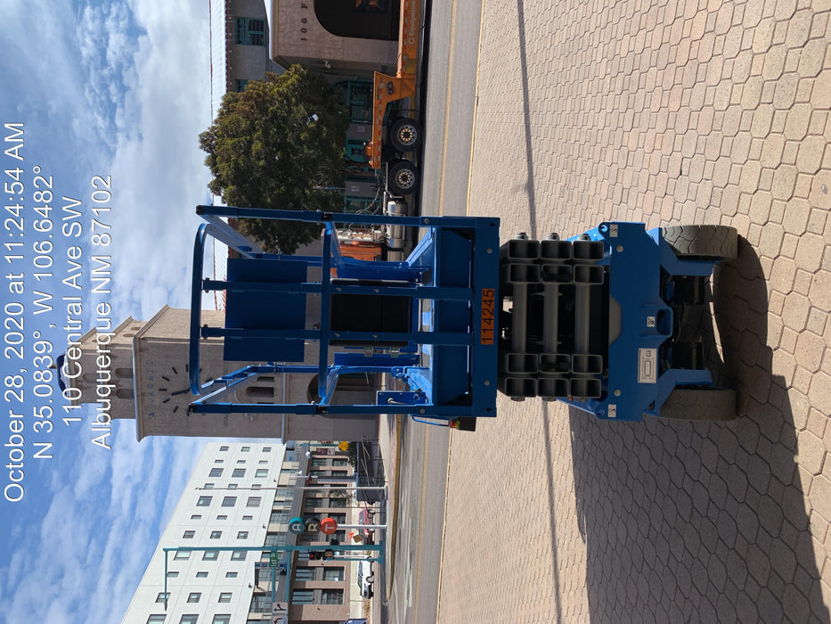 2020 Genie GS-2632 Solid NM Tires, Folding Rails with Half-Height Swing Gate, Beacon