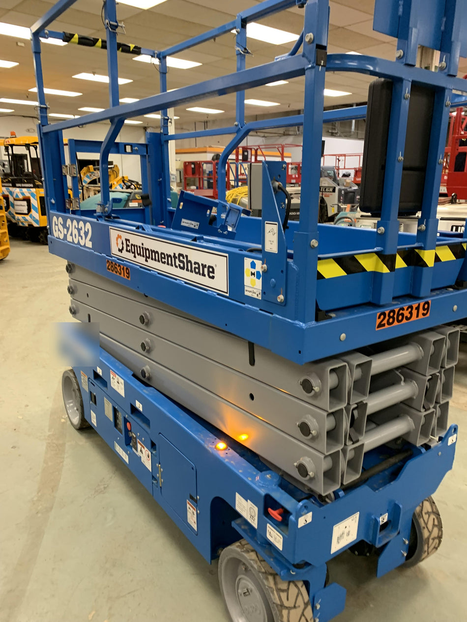 2022 GENIE GS-2632