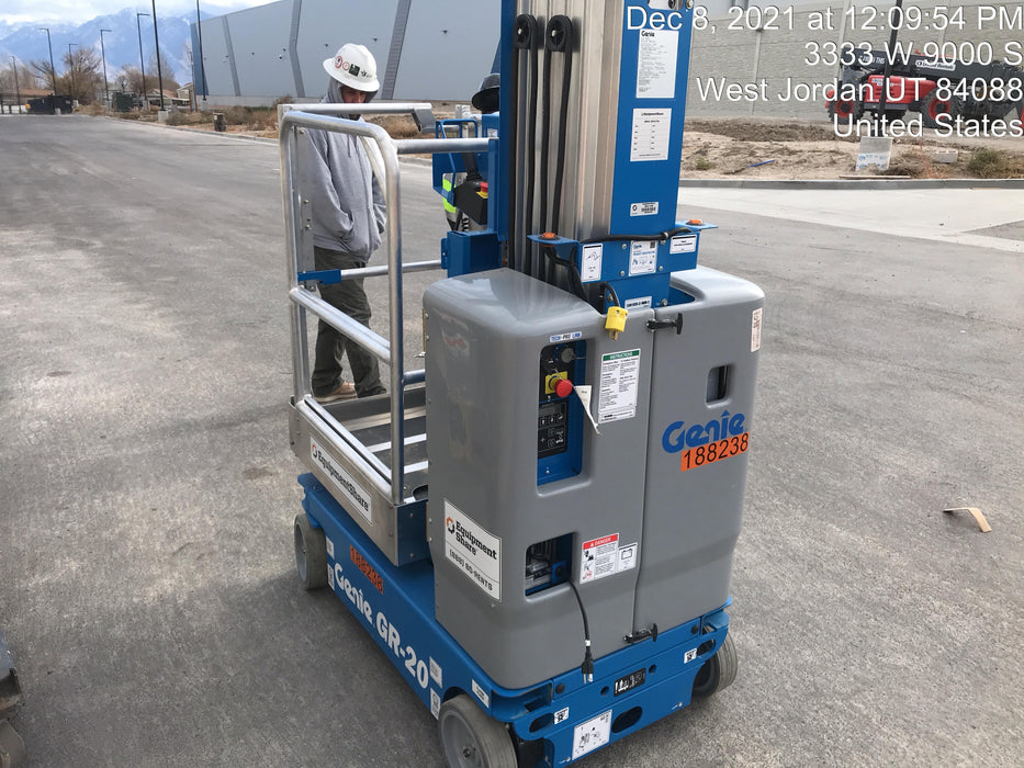 2021 GENIE GR-20