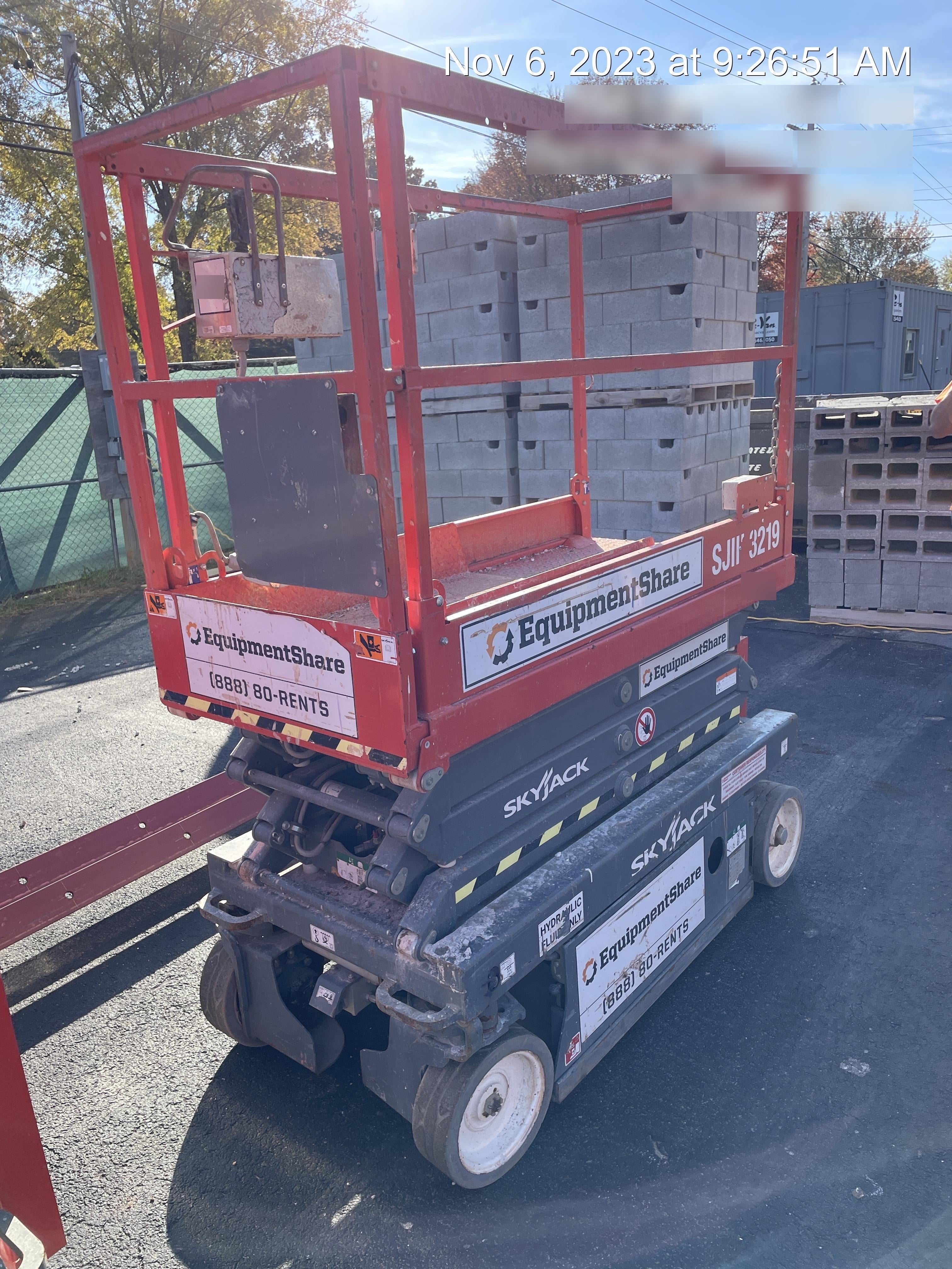 2019 Skyjack SJIII-3219 Standard Options, Trojan Batteries