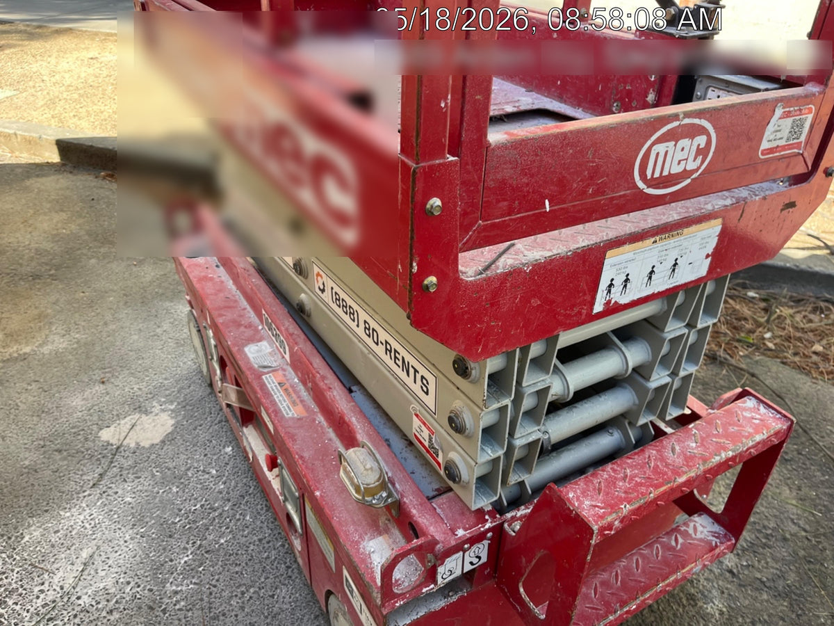 2020 MEC 1330SE Solid NM Tires, Steel Swing out Doors, LCS, Beacon, 900W Inverter