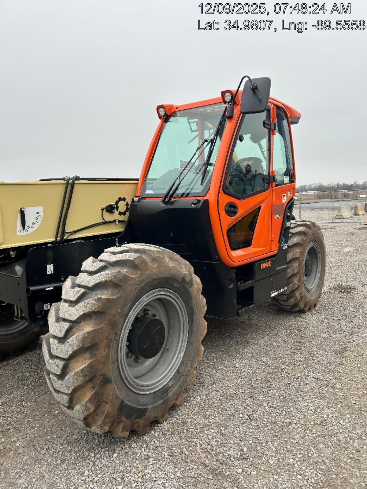 2025 JLG 1732