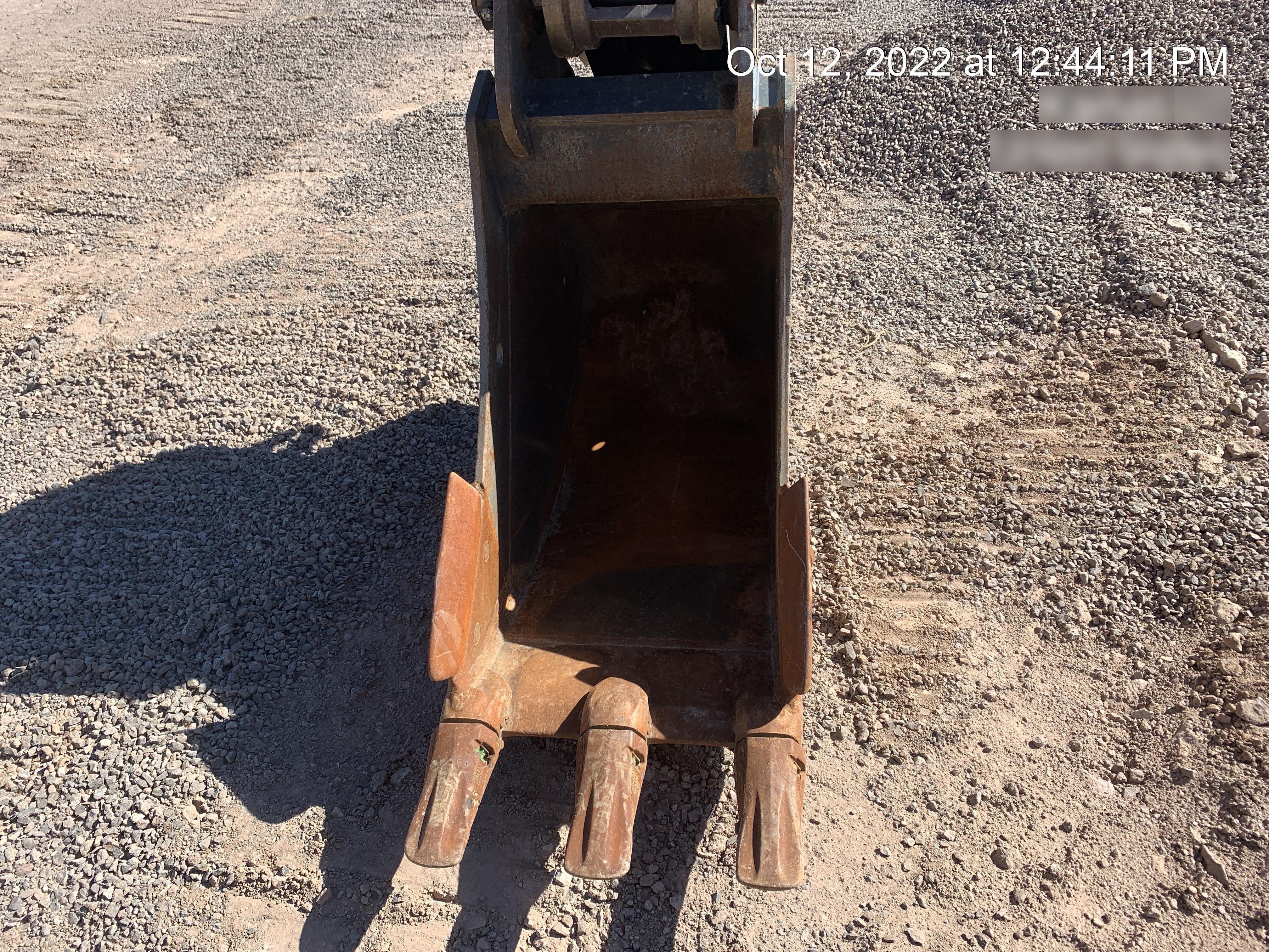 2020 DOOSAN 24" Bucket-Doosan