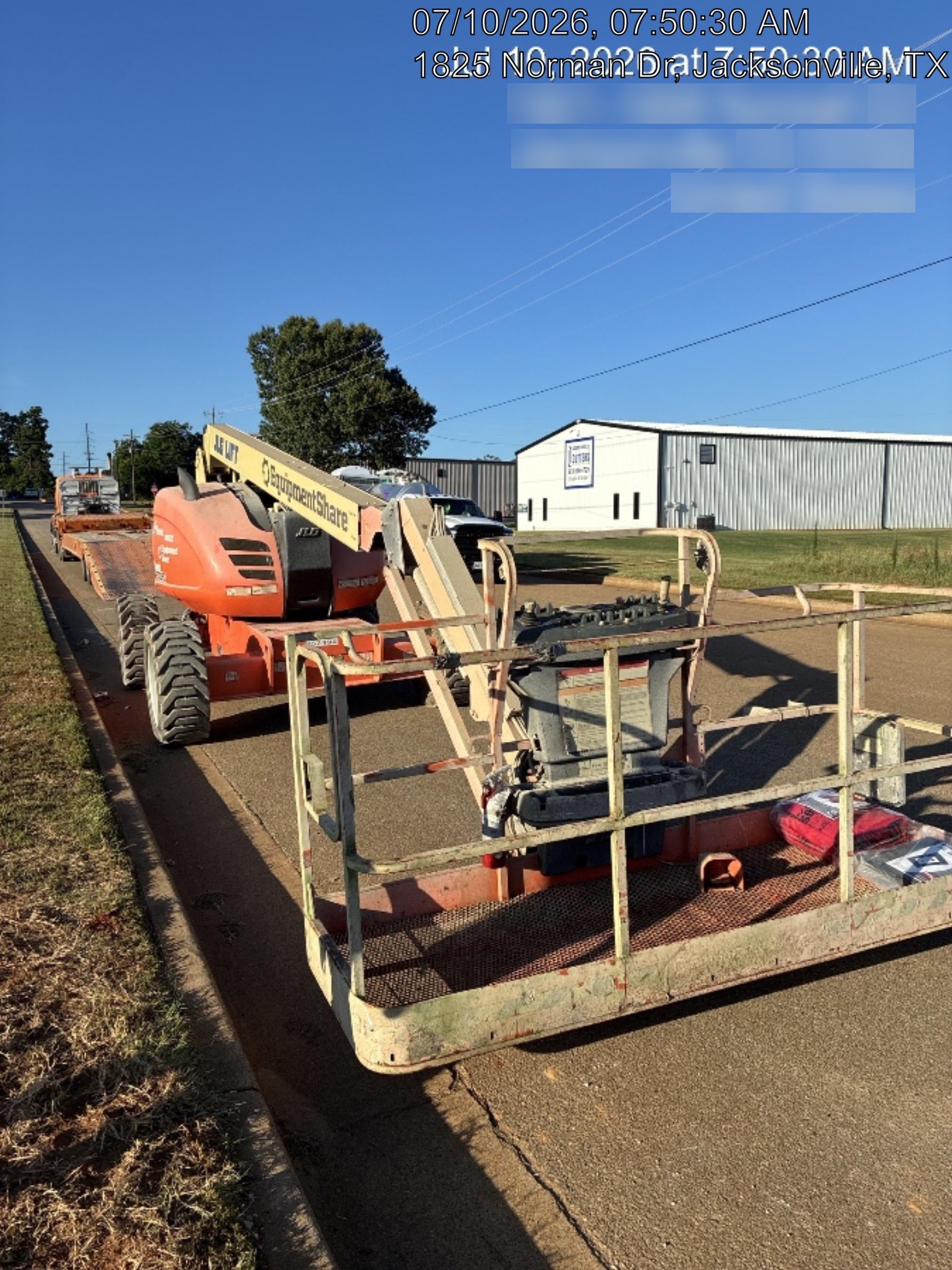 2022 JLG 600AJ