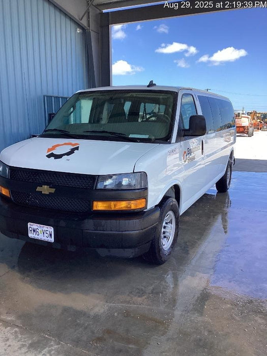 2025 CHEVROLET Express Van - Rental