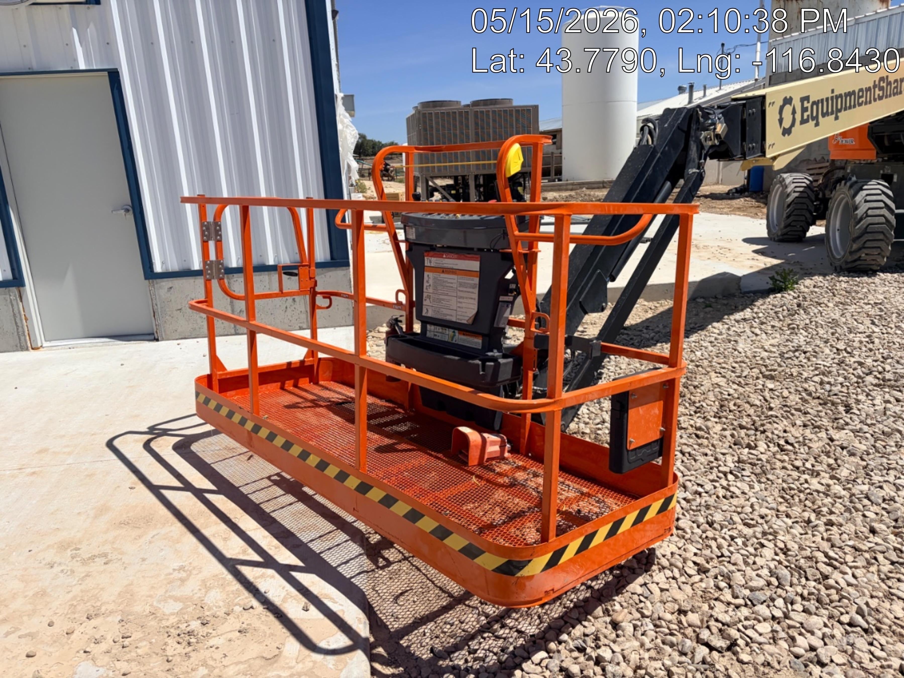 2024 JLG 660SJ